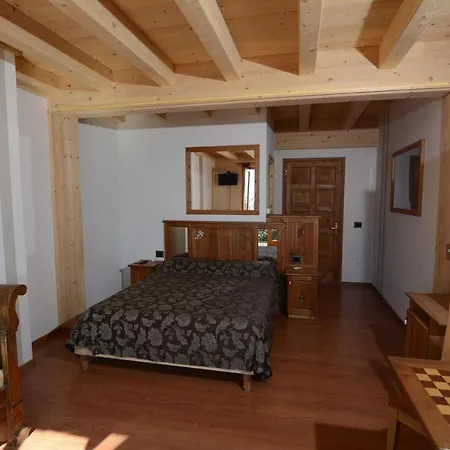 לינה וארוחת בוקר Il Camino 3*